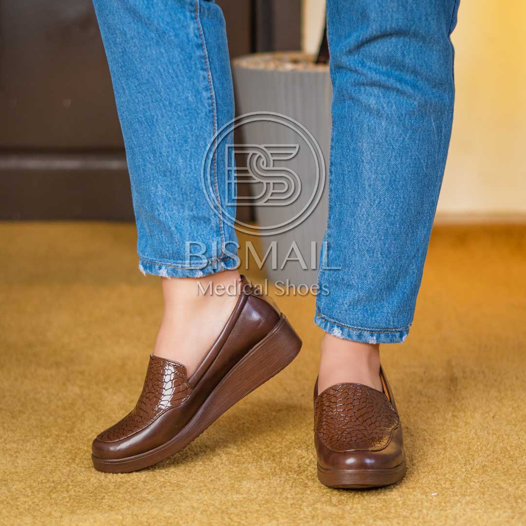 حذاء طبي نسائي جد رطب و خفيف